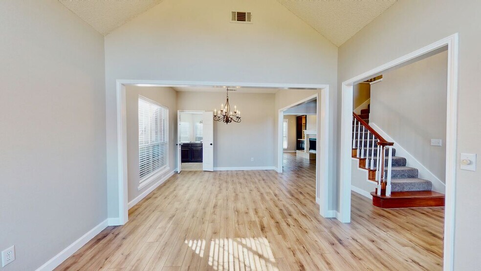 Building Photo - 9901 Miller Pl