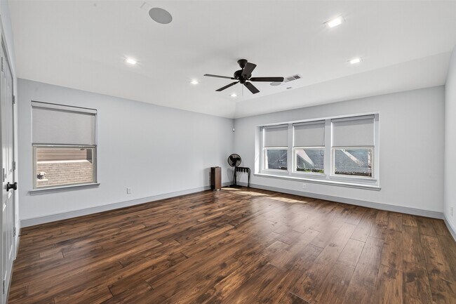 Building Photo - 17307 Endel Way