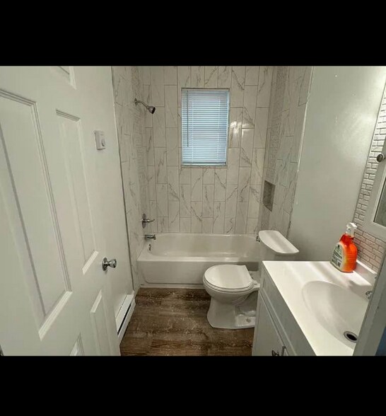 Building Photo - 4909 Eichelberger Ave