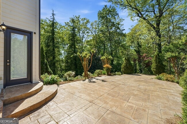 Building Photo - 6740 Castleton Dr NW