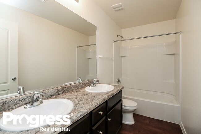 Building Photo - 8223 W Encinas Ln