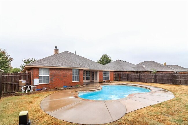 Building Photo - 509 SW 158th Terrace
