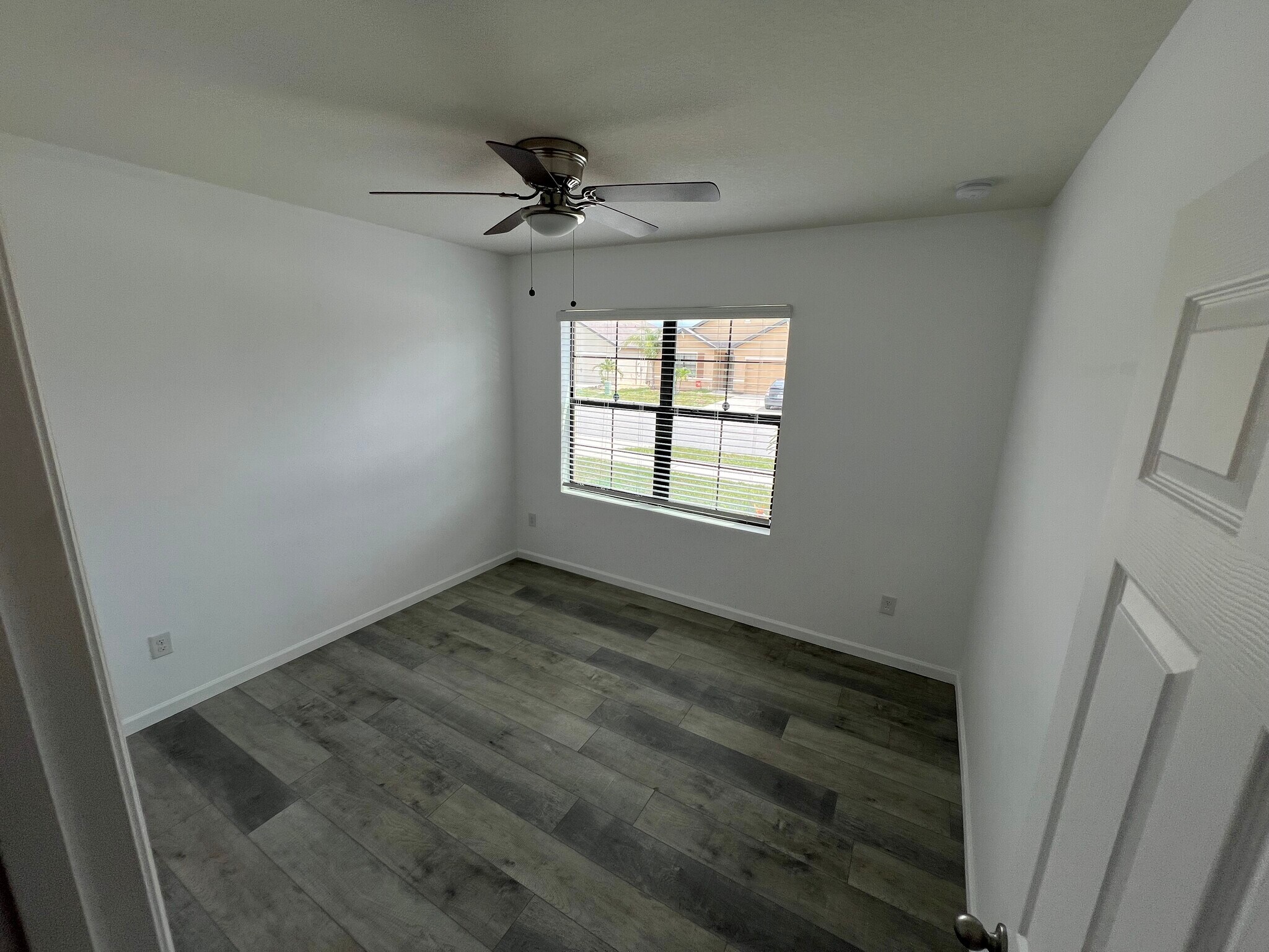 Bed 1 - 6598 Marble Rd