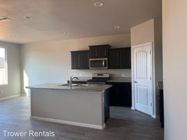 Building Photo - 3 br, 2 bath House - 1902 Twin Falls Dr