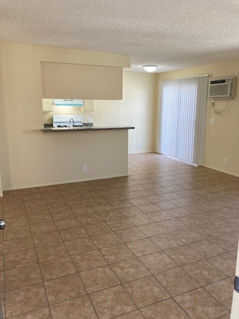 Building Photo - Claretta Avenue Apartments