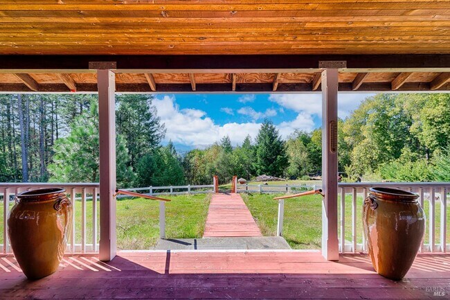 Building Photo - 18526 Mariposa Creek Rd