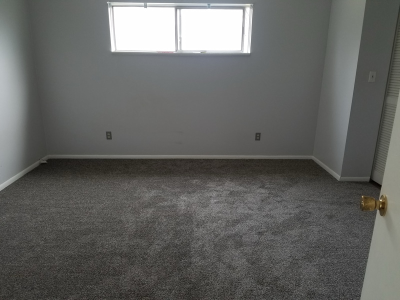 Building Photo - 220 Sherman Dr