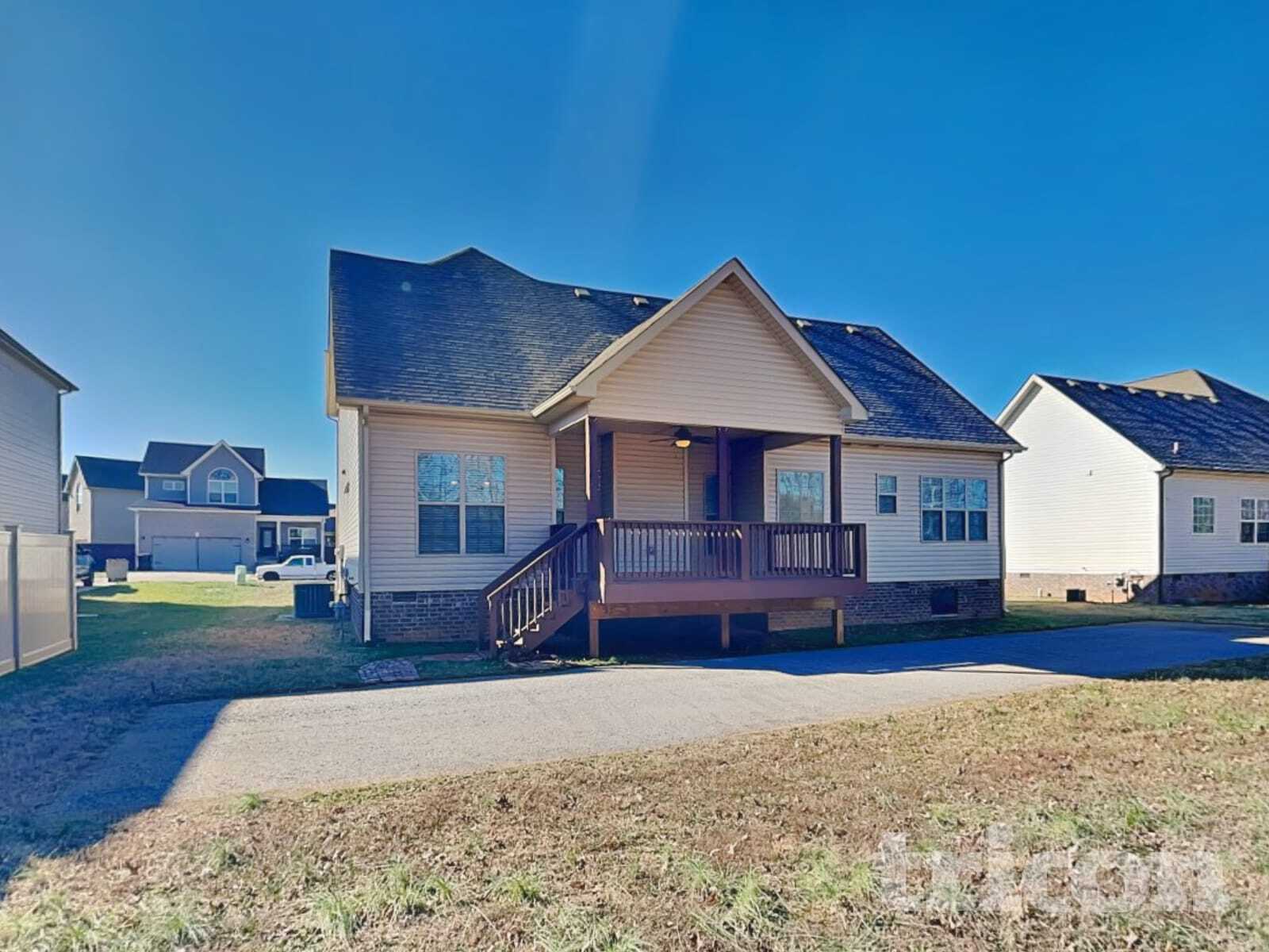 Building Photo - 364 Preakness Cir