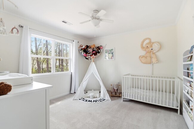 Building Photo - 3Bed/2.5Bath Family Home in Snee Farms