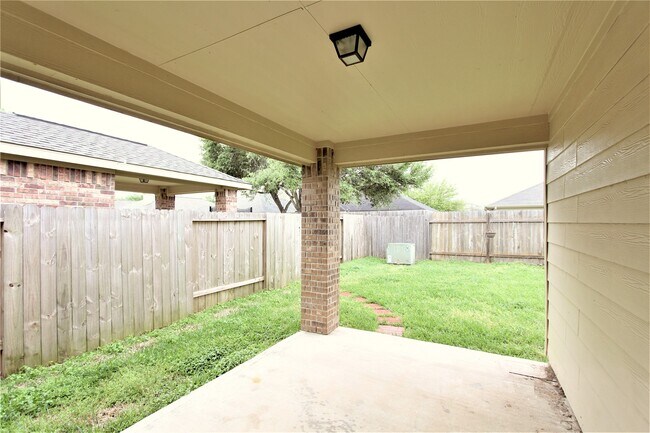 Building Photo - 1203 Pecos Pass Dr