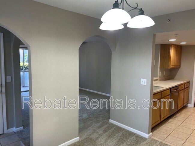 Building Photo - 10075 Gate Pkwy N