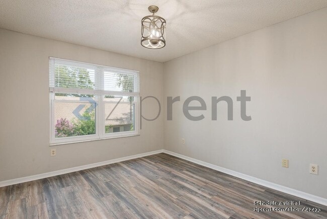 Building Photo - 2588 Stony Brook Ln