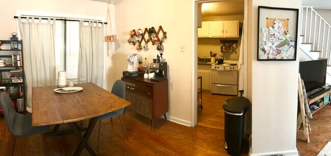 Building Photo - 1647 Valley Ave