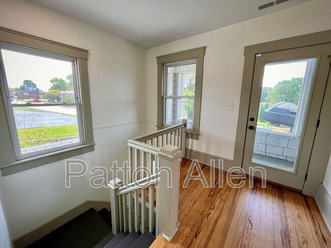 Building Photo - 301 Merrimon Ave