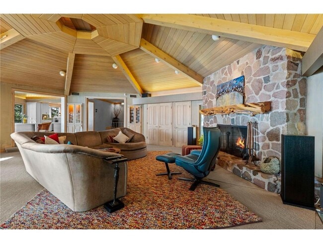 Building Photo - 3942 Enchanted Ln