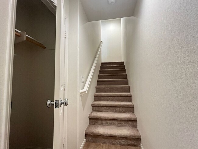 Building Photo - 2327 Verano Wy.