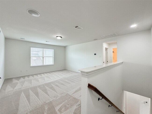 Building Photo - 25322 Alverstone Drive