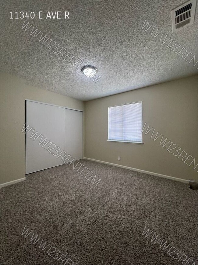 Building Photo - 11340 E Avenue R