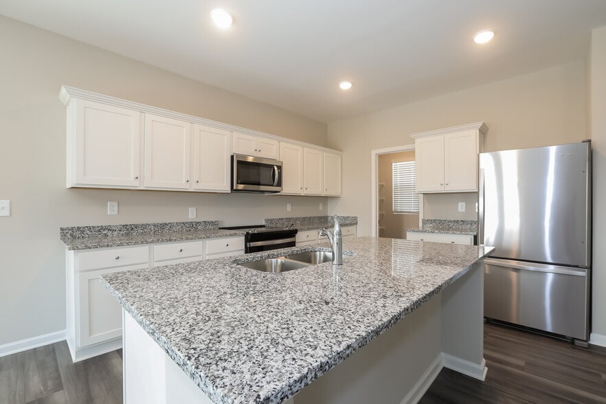 Building Photo - 1111 Feldman Chase