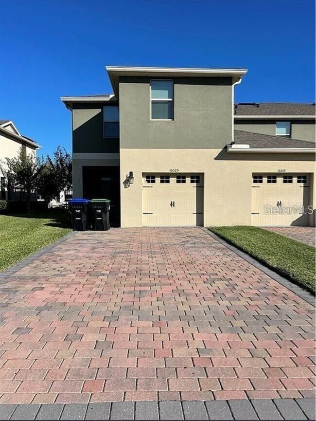 Building Photo - 16525 Outter Grv Aly