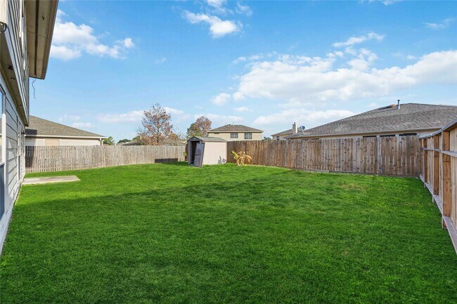 Building Photo - 4806 Cotton Ridge Trail