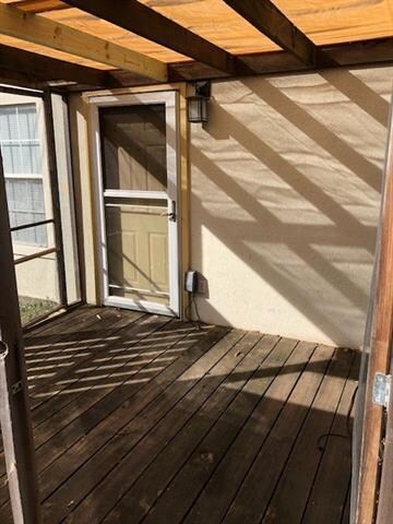 Building Photo - 3251 Rosebank Dr