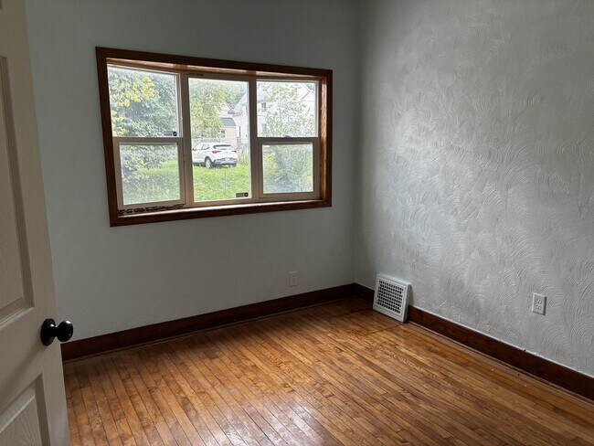 Building Photo - 3234 N Achilles St