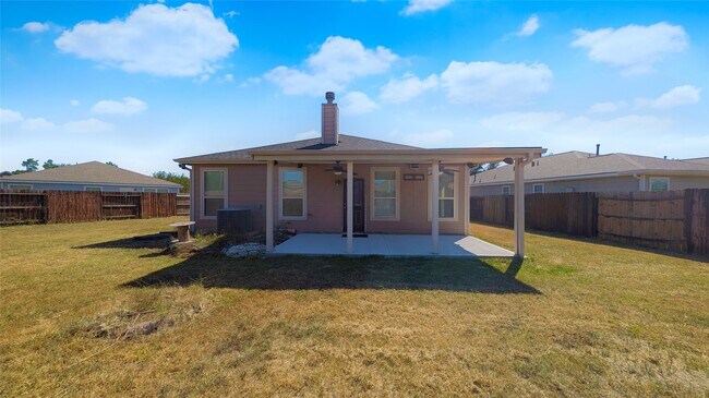 Building Photo - 16006 Arapaho Bend Ln