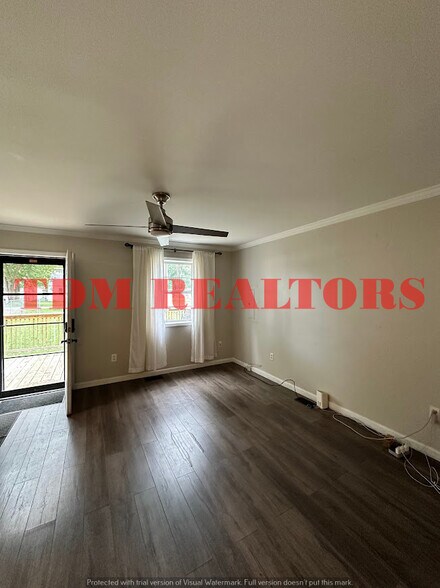 Building Photo - 2121 Christner St