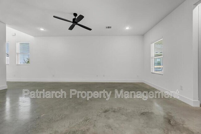 Building Photo - 3007 Alpha Wolf Ct