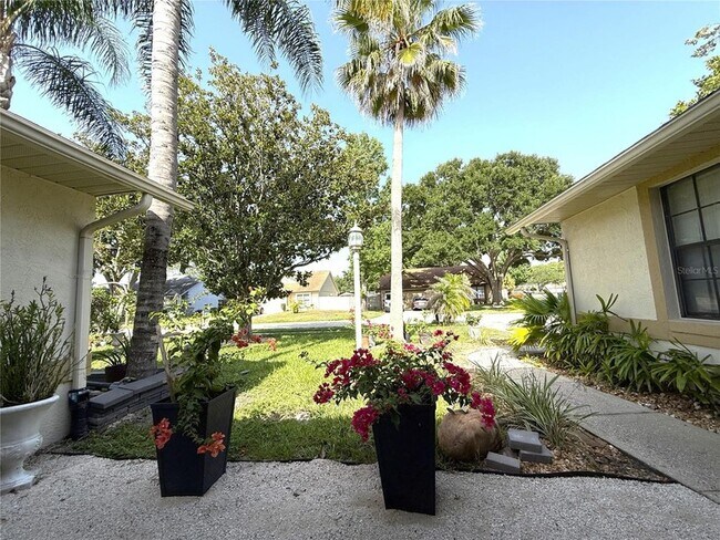 Building Photo - 1763 Lady Slipper Cir
