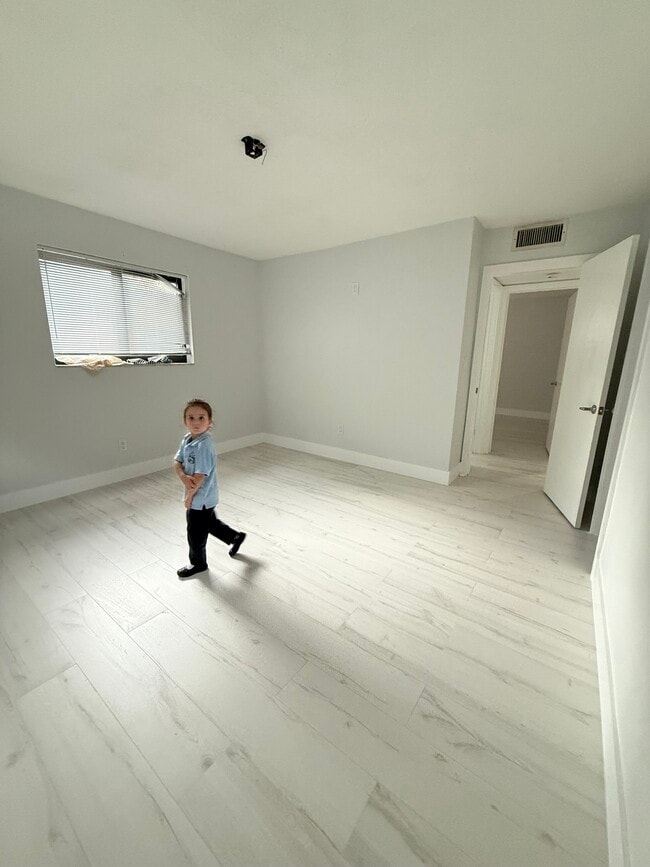 Master Bedroom - 7142 SW 22nd St