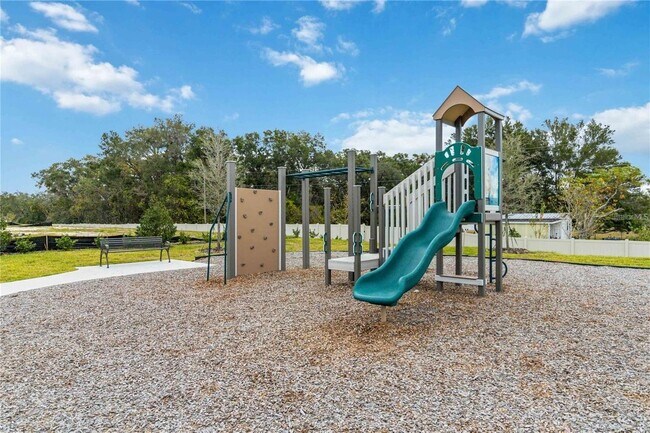 Building Photo - 4067 Meandering Bay Dr