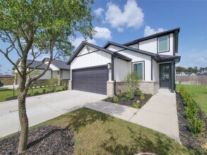Building Photo - 7730 Primrose Myrtle Ln