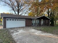 Building Photo - 3427 Falcon Ave