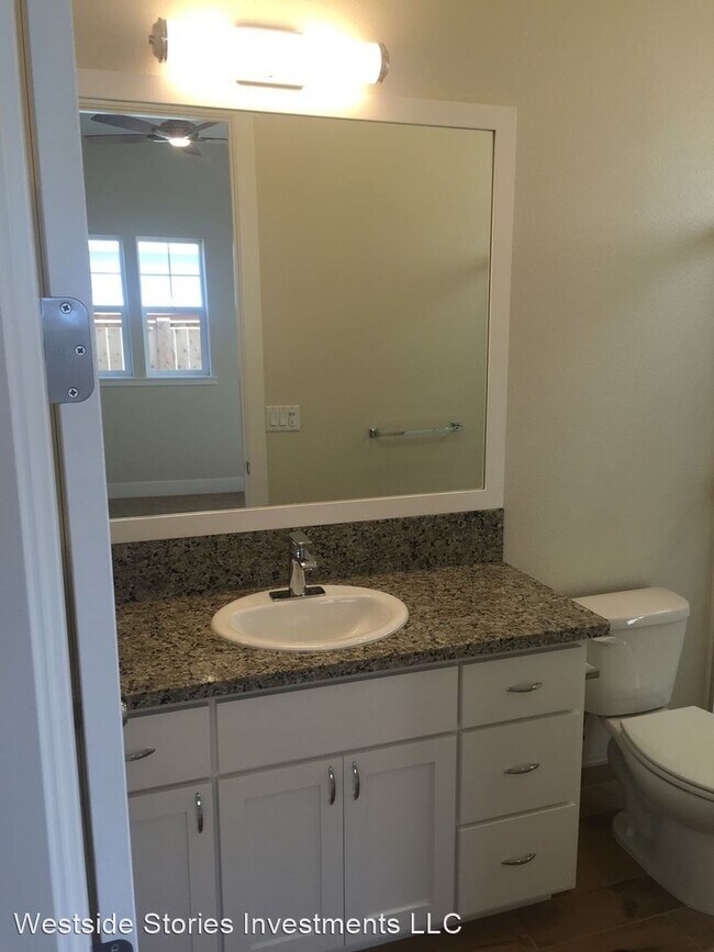 Building Photo - 1310 Roycroft Ln