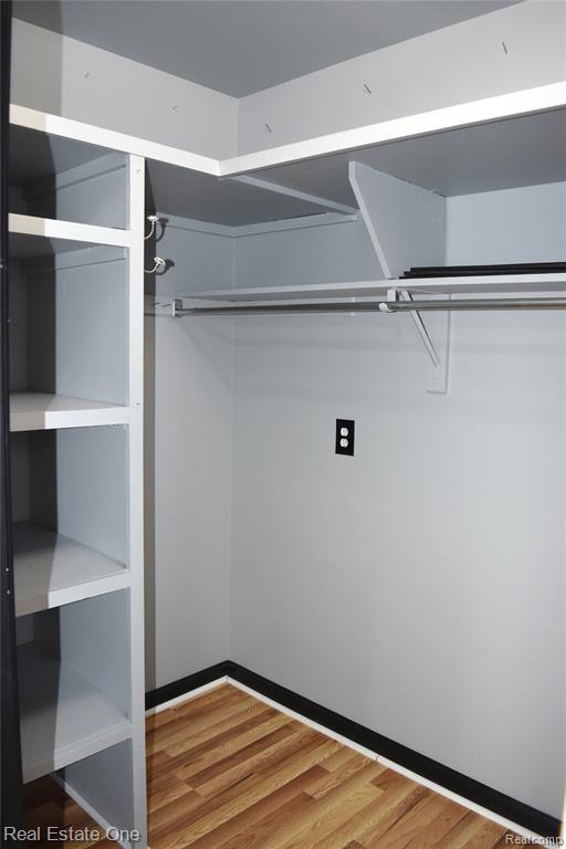 Building Photo - 460 Baldwin Ave