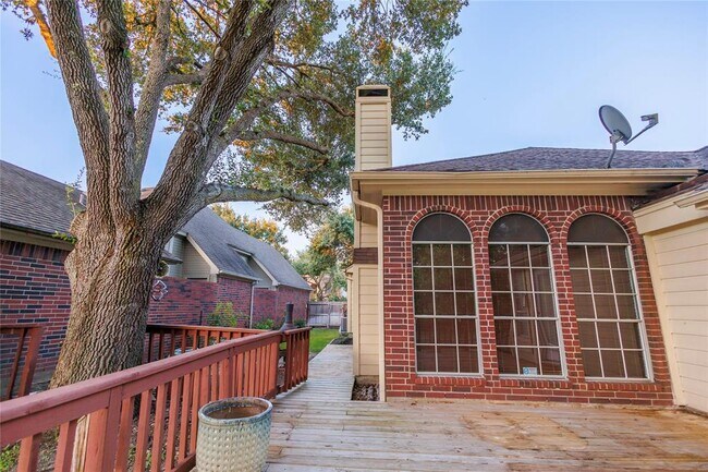 Building Photo - 1131 Spinnaker Way