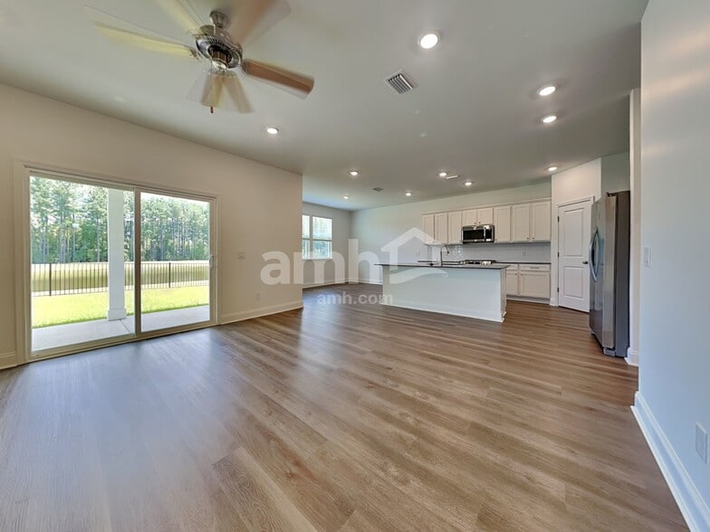 Building Photo - 136 Bee Tree Blvd