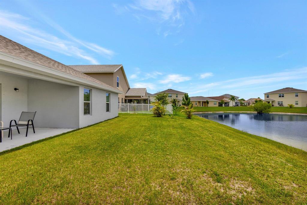 Building Photo - 9709 Starboard Dr