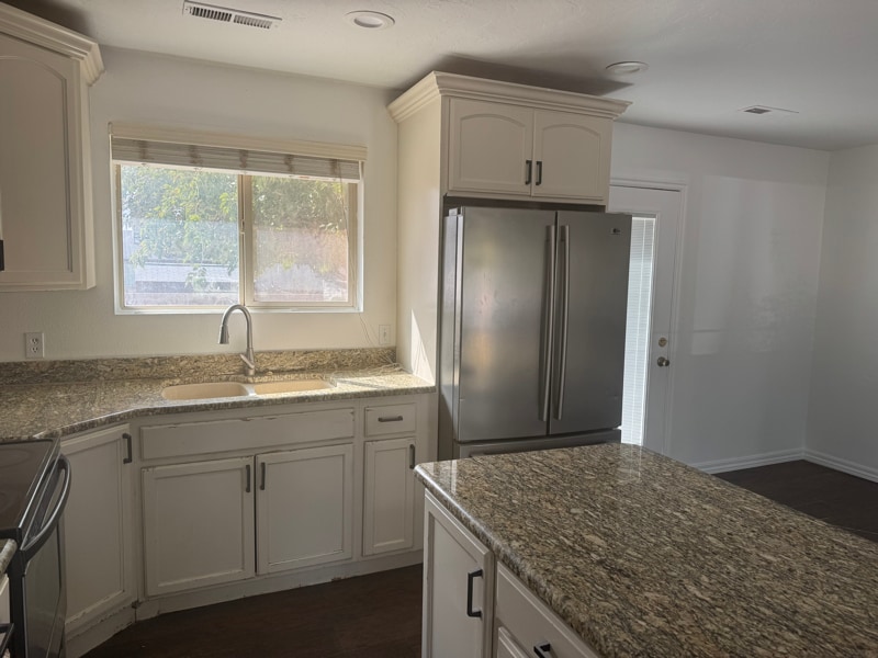 Building Photo - 1421 W 450 N