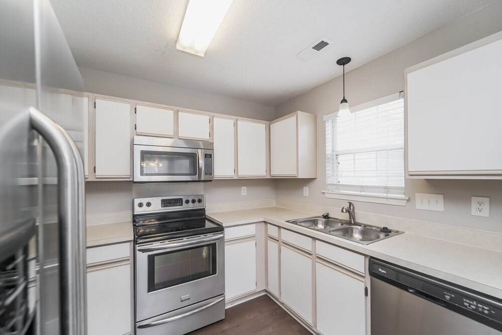 Building Photo - 10342 Battle Ct