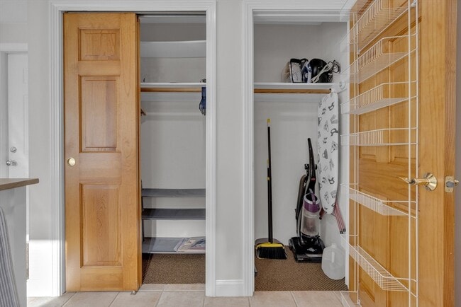 Building Photo - 70 Garland Rd