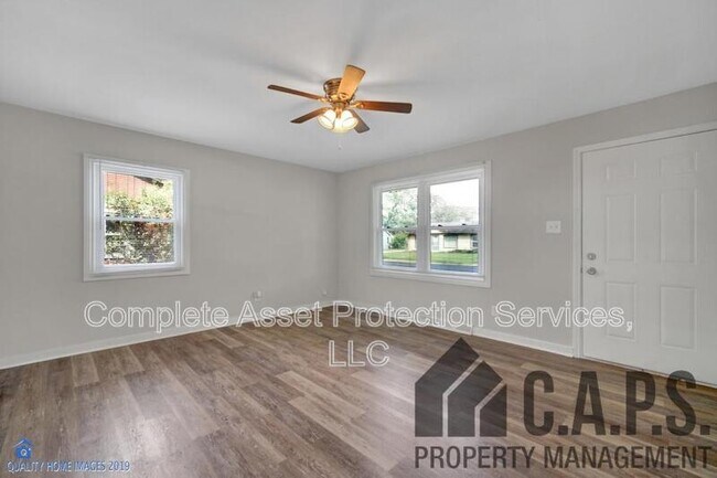 Building Photo - 7744 Bertram Ave