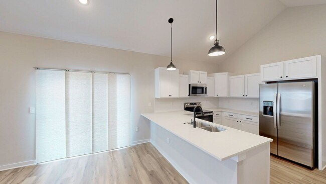 Building Photo - Beautiful New Construction 3 BR Townhome i...
