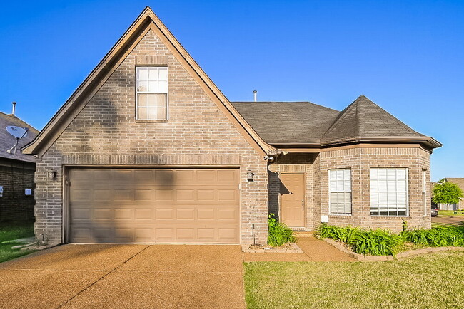 Building Photo - 2948 Mount Pleasant S