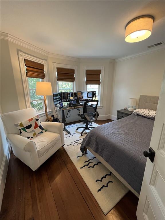 Building Photo - 27 Mann Ave