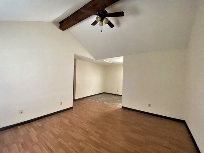 Building Photo - LEASING