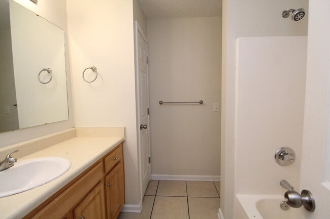 Building Photo - 2-Bed, 2-Bath Brick Duplex Near NAS Whitin...