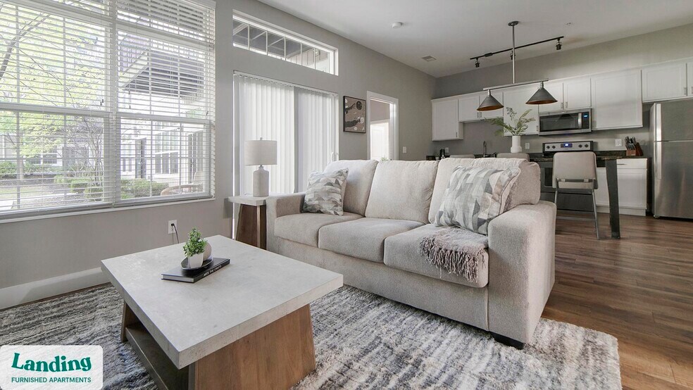 Building Photo - 41 E 9th Ave